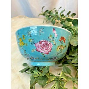 Antique Chinese Export Porcelain Bowl Famille Rose Turquoise Ground